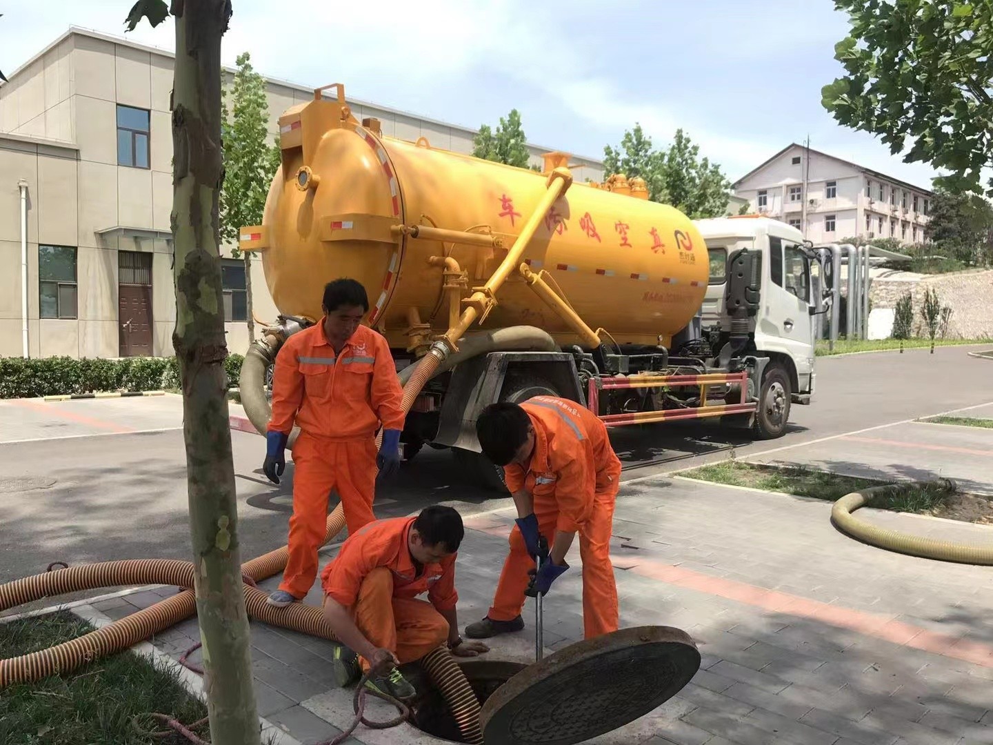 清河门化粪池清理与5-8吨吸粪车施工效率分析